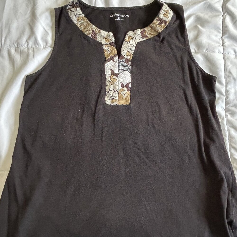 Croft and Barrow Embroidery Neckline Brown Tank Top Size M